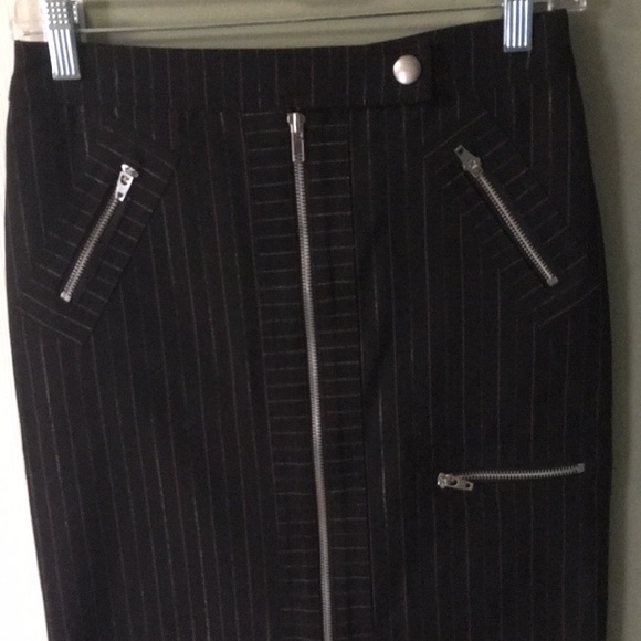 Bebe Black pencil skirt with pin stripes - Picture 3 of 5